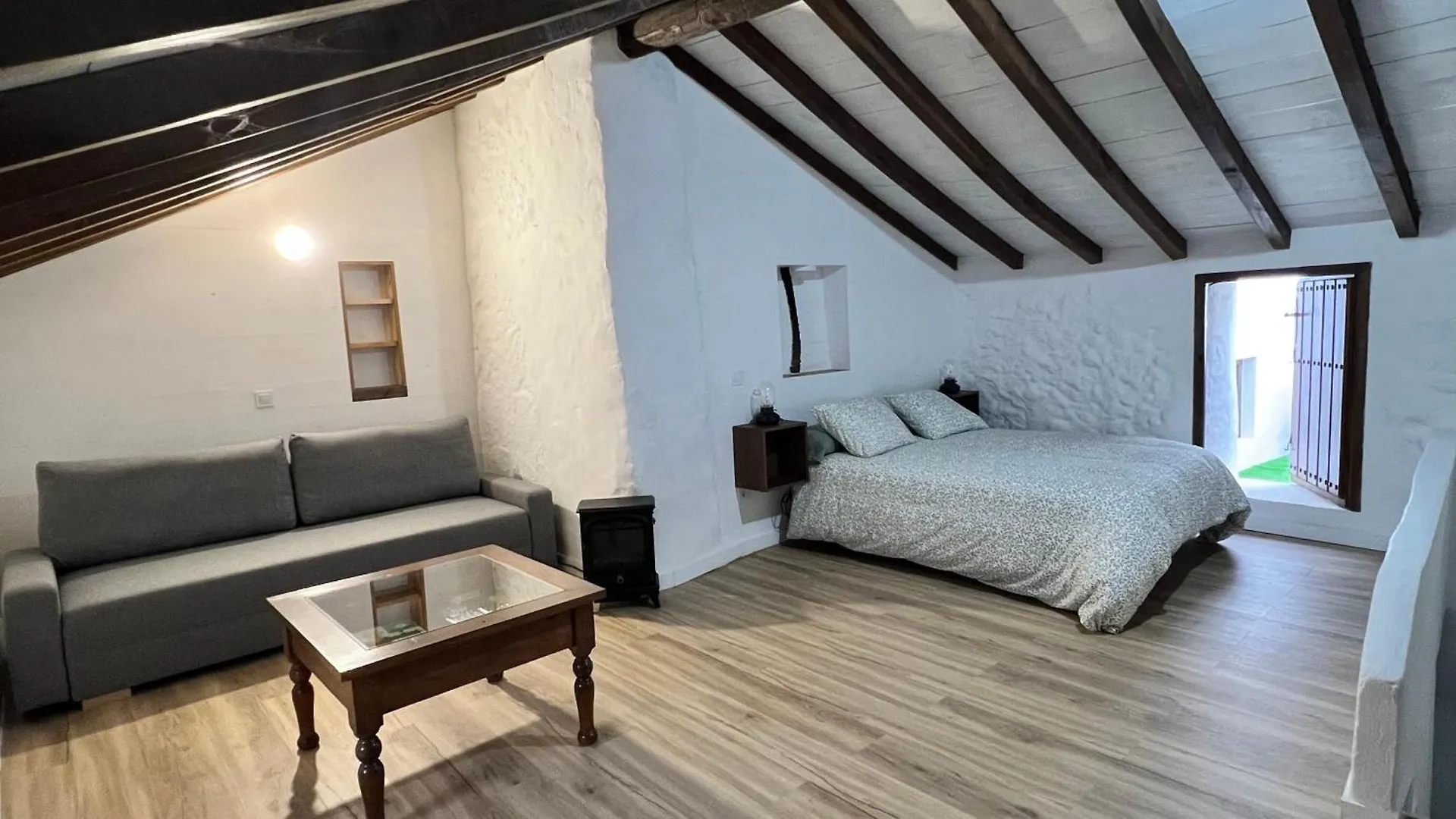 La Cuadra Villa Villaluenga Del Rosario Holiday home
